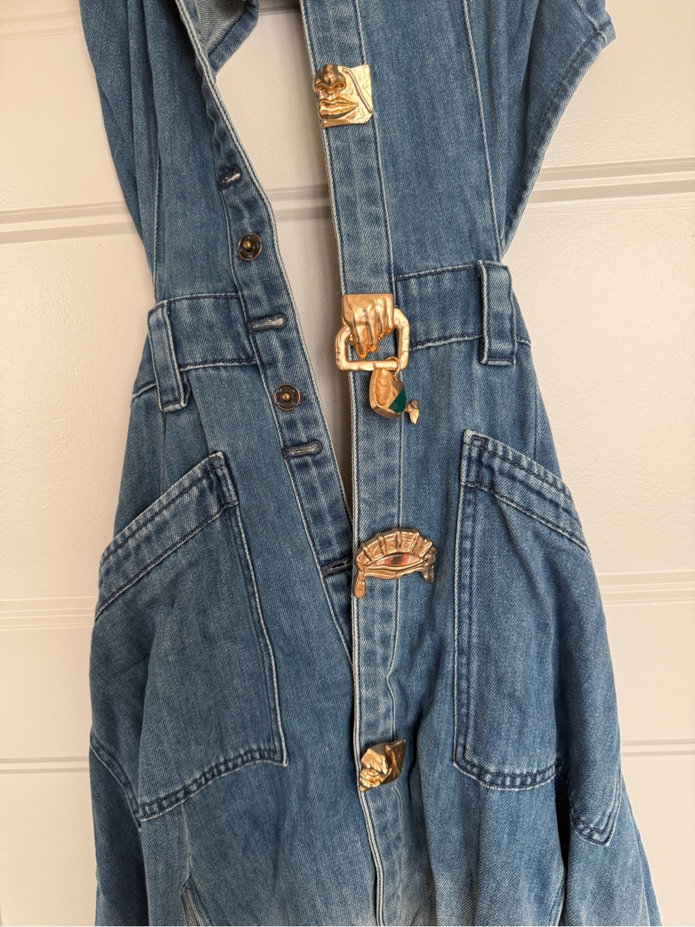 Urban Revivo Ombré Denim Dress - Picture 5 of 7